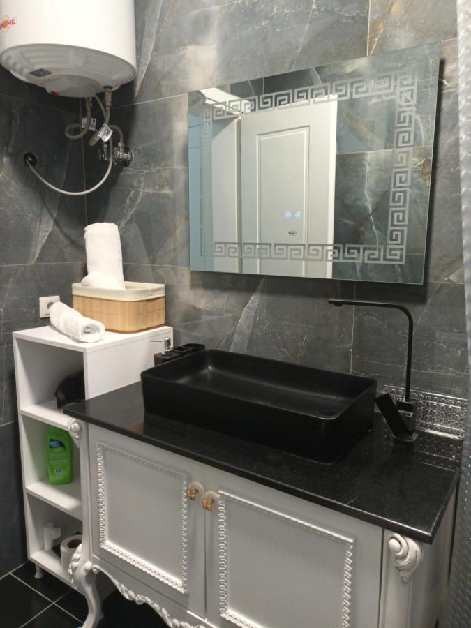 Home Center Корча Екстериор снимка